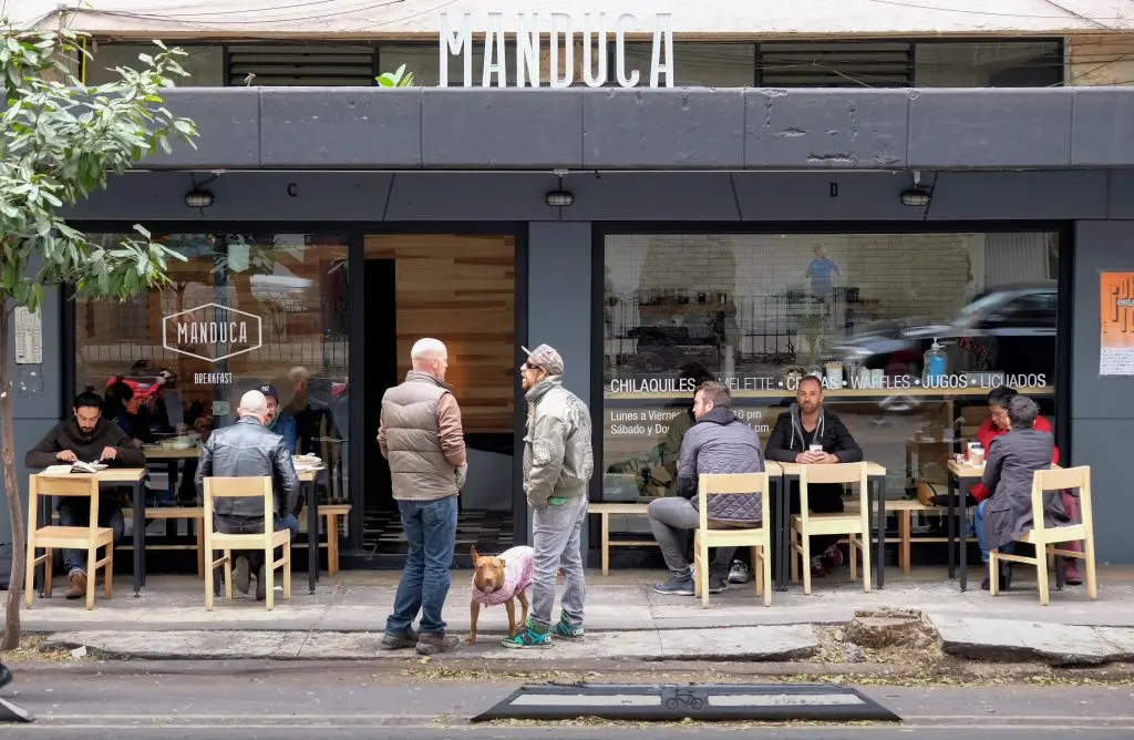 fachada del café manduca