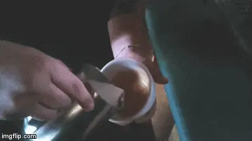 Tulipán arte latte